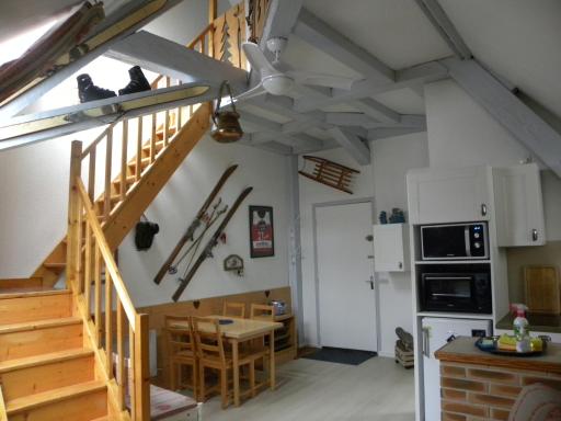 LE CENTRAL studio mezzanine - Housity