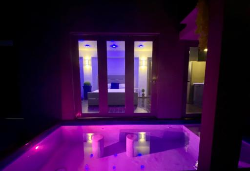 Modern Pool Suite @ Pasavento in Aguadilla - Hizvo