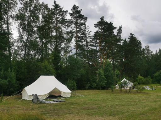 Glampery Narva-Jõesuu - Housity