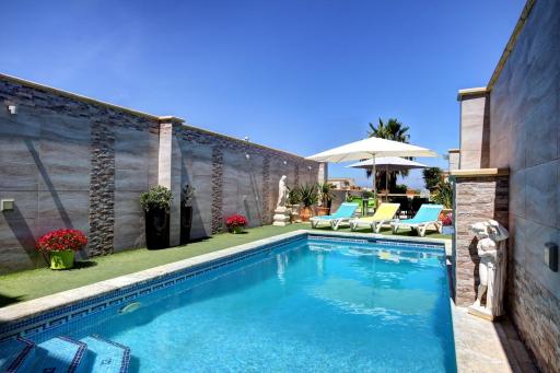Solaris Holiday Rental with private pool and sea view - Housity