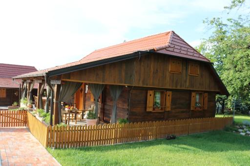 Holiday Home Lina - Housity