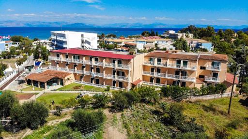 SeaBird Hotel - Housity