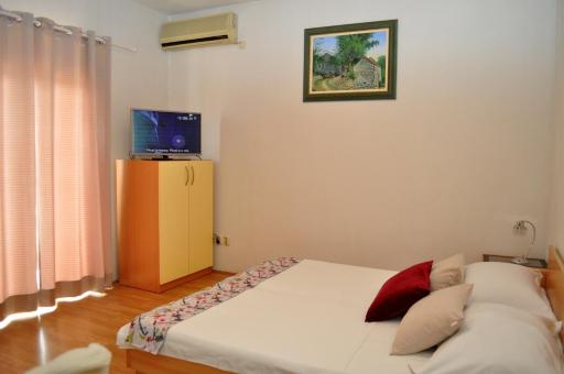 Apartments Veselko - Housity