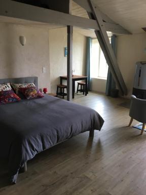 Chambre d’hôtes Saint Just Luzac - Housity
