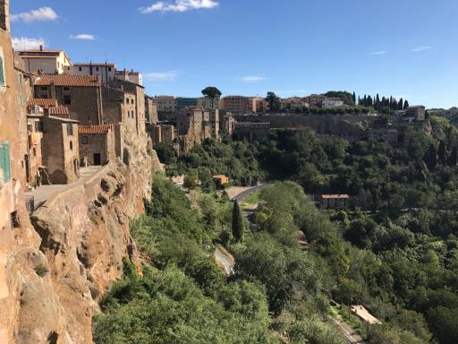 La Casa nel Tufo - Housity