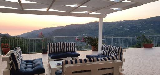 Vista D'amare - Housity