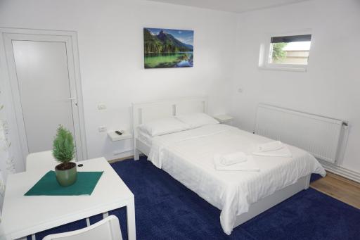 Casuta Bradulet - Aeroport Otopeni & Therme - Housity
