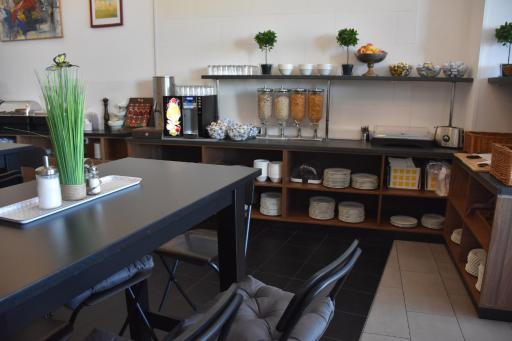 HB1 Budget Hotel - contactless check in - Housity