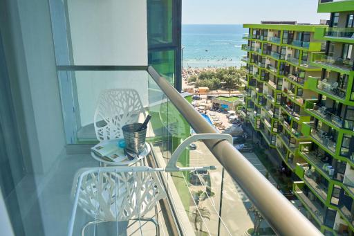 Studio Capri Spa n Pool Beach resort - Housity