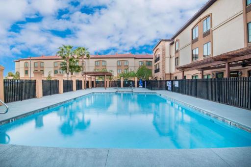 La Quinta by Wyndham Las Vegas Airport South - Housity