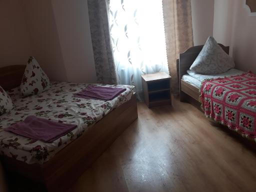 Над Вичов - Housity