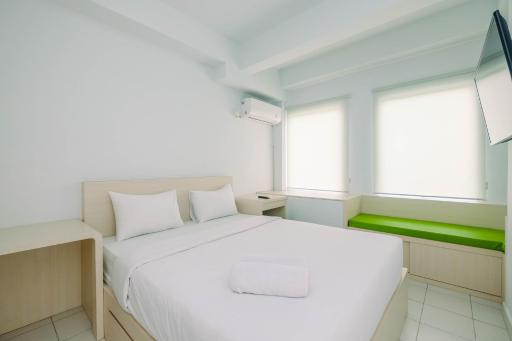 Comfy and Minimalist 1BR Patraland Urbano Apartment near Bekasi Station By Travelio - Housity