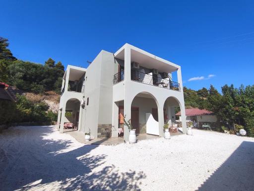 Studios Ioannou - Housity
