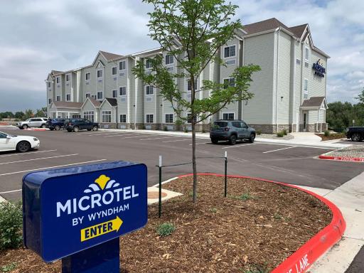 Microtel Inn & Suites by Wyndham Fountain North - Housity