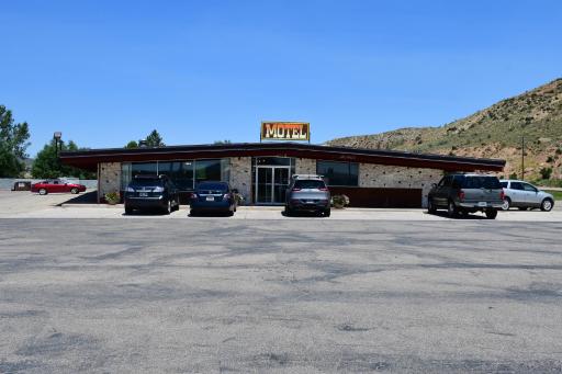 Prairie Inn - Housity