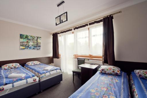 Willa Czarownica - Housity