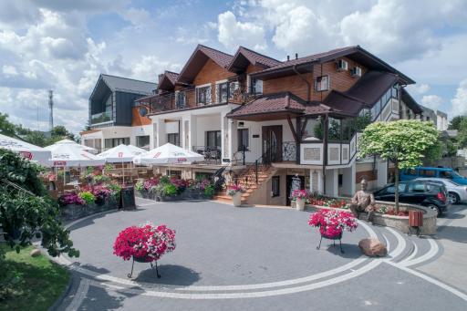 Hotel & Restauracja Gniecki - Housity