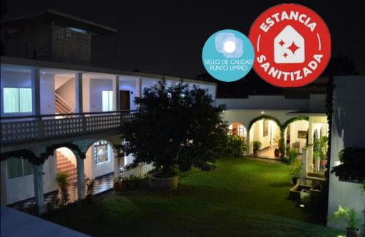 NAH SAM CHAK La Casa Rosada - Housity