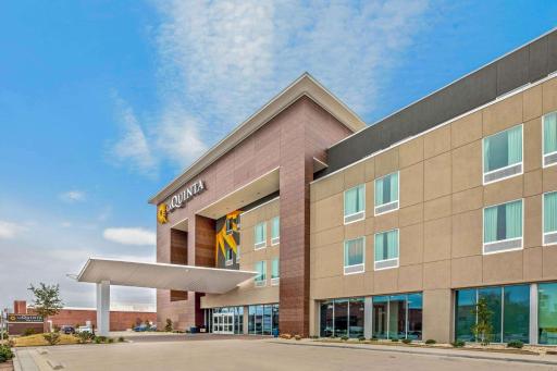 La Quinta by Wyndham Waco Baylor Downtown - Housity