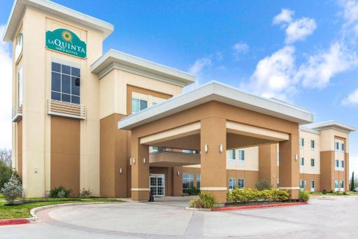 La Quinta by Wyndham Gonzales TX - Housity