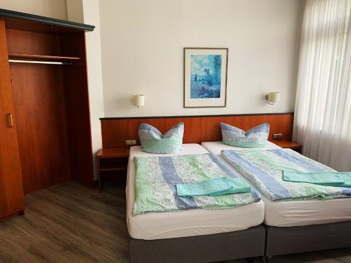 Hotel Birkenwerder - Housity