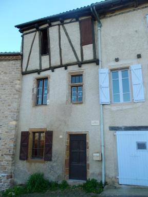 Maison atypique à Cordes-Sur-Ciel 2 chambres - Housity