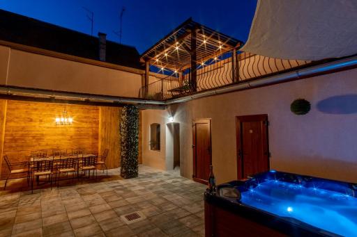 Zollus House Tvrđa - Housity