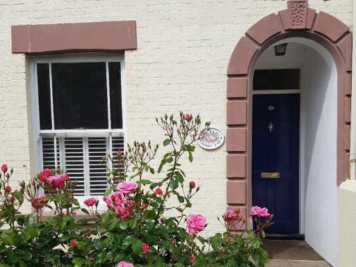 Cherry End Bed and Breakfast - Housity