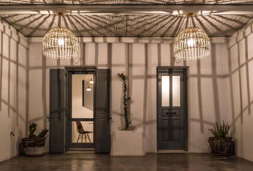 LAGADI SUITES by K&K - Housity