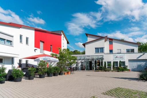 Muellers Weingut und Weinstube im Auerberg - Housity