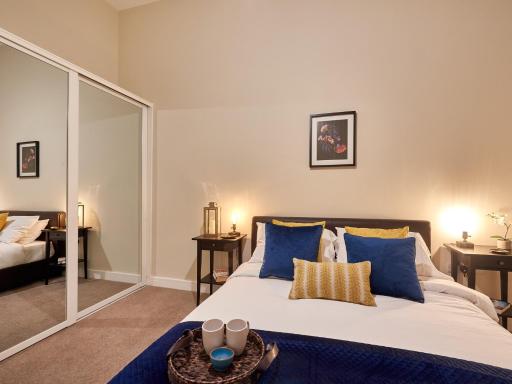 Two Bedroom Apartment by JLJ Apartments & Serviced Accommodation Birmingham - Mantella Lofts - Housity