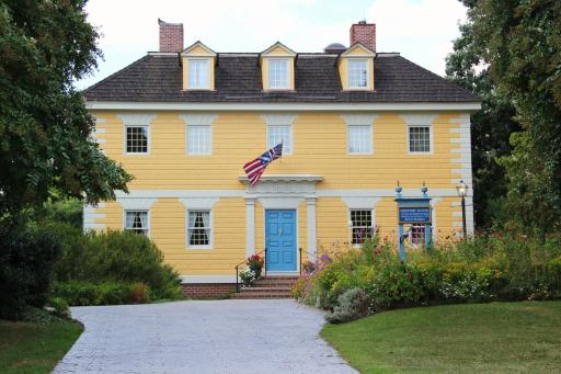 Newport House Bed & Breakfast - Housity