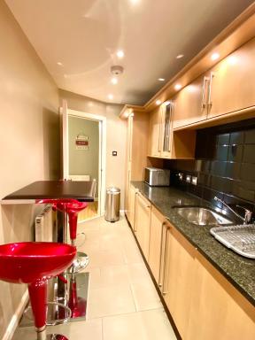 Advocates Apartment - Housity