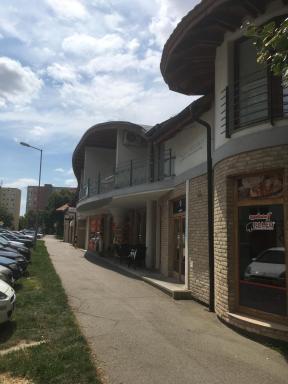 Kondé Apartments C - Housity