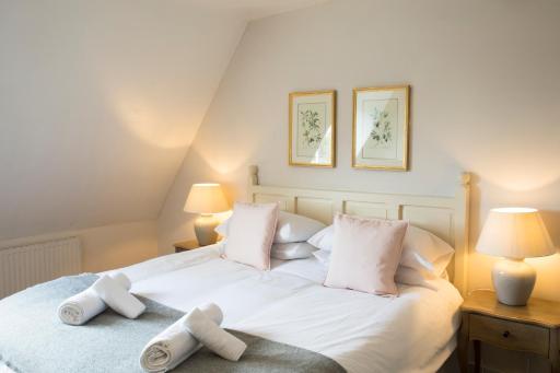 The Fox Inn - Housity
