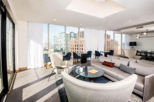 The Windsor Suites Philadelphia - Housity