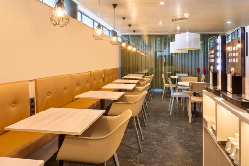 B&B HOTEL e Apartamentos Felgueiras - Housity