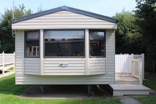 3 Bedroom - 8 Berth- Caravan - Thorpe Park, Haven in Cleethorpes FREE WIFI - 2 Toilets - Housity
