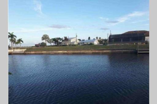 Manatee Palms Rentals - Housity