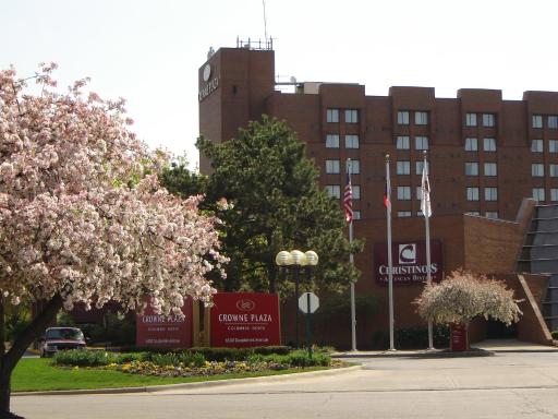 Crowne Plaza Columbus North - Worthington, an IHG Hotel - Housity