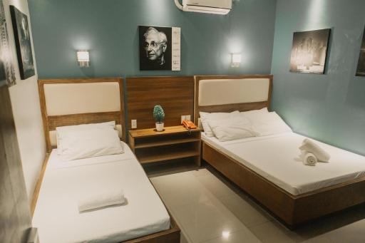 The Urban Pod Hotel - Housity