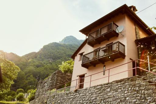 Wild Valley Tiny Escape - Housity