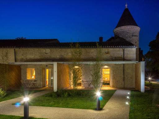 Chateau La France - Housity