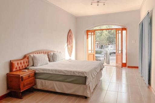 Le Grec Wine Tram Apartment - Housity