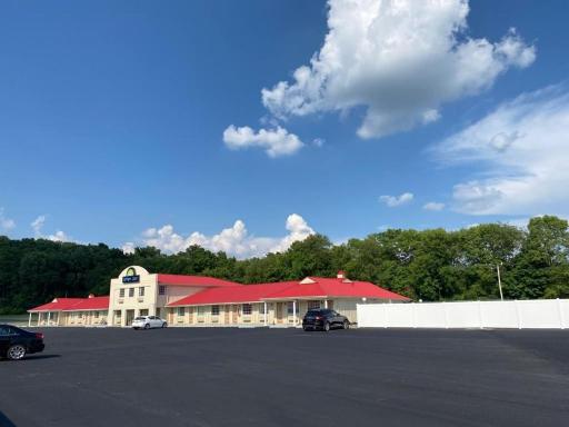 Huntington Inn - Housity