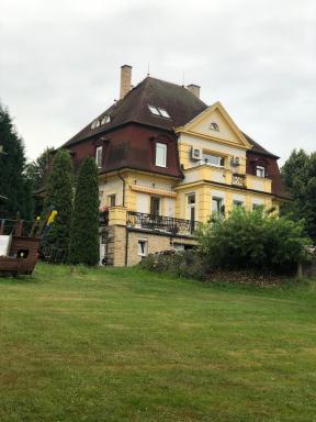Ubytování v soukromí rodinné vily v Děčíně - Housity