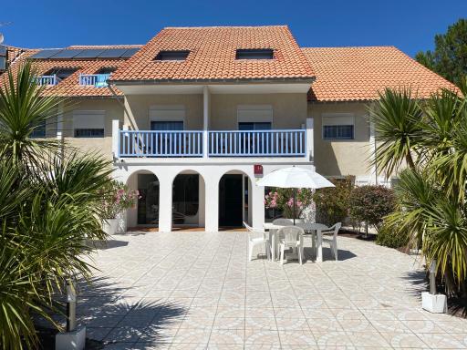 Les Vagues Logis Hôtel - Housity