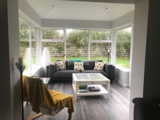Lynn Cottage St Helens Village - Housity