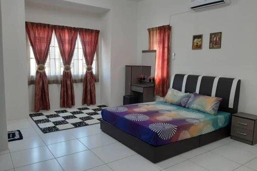 HM Homestay Lahat, Station 18, Ipoh 'مسلم' - Housity