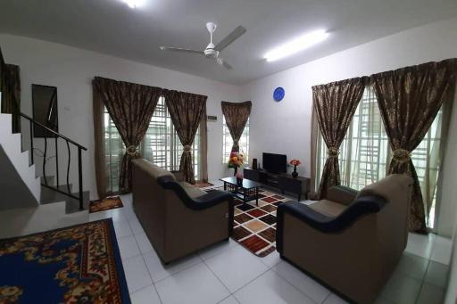 HM Homestay Lahat, Station 18, Ipoh 'مسلم' - Housity